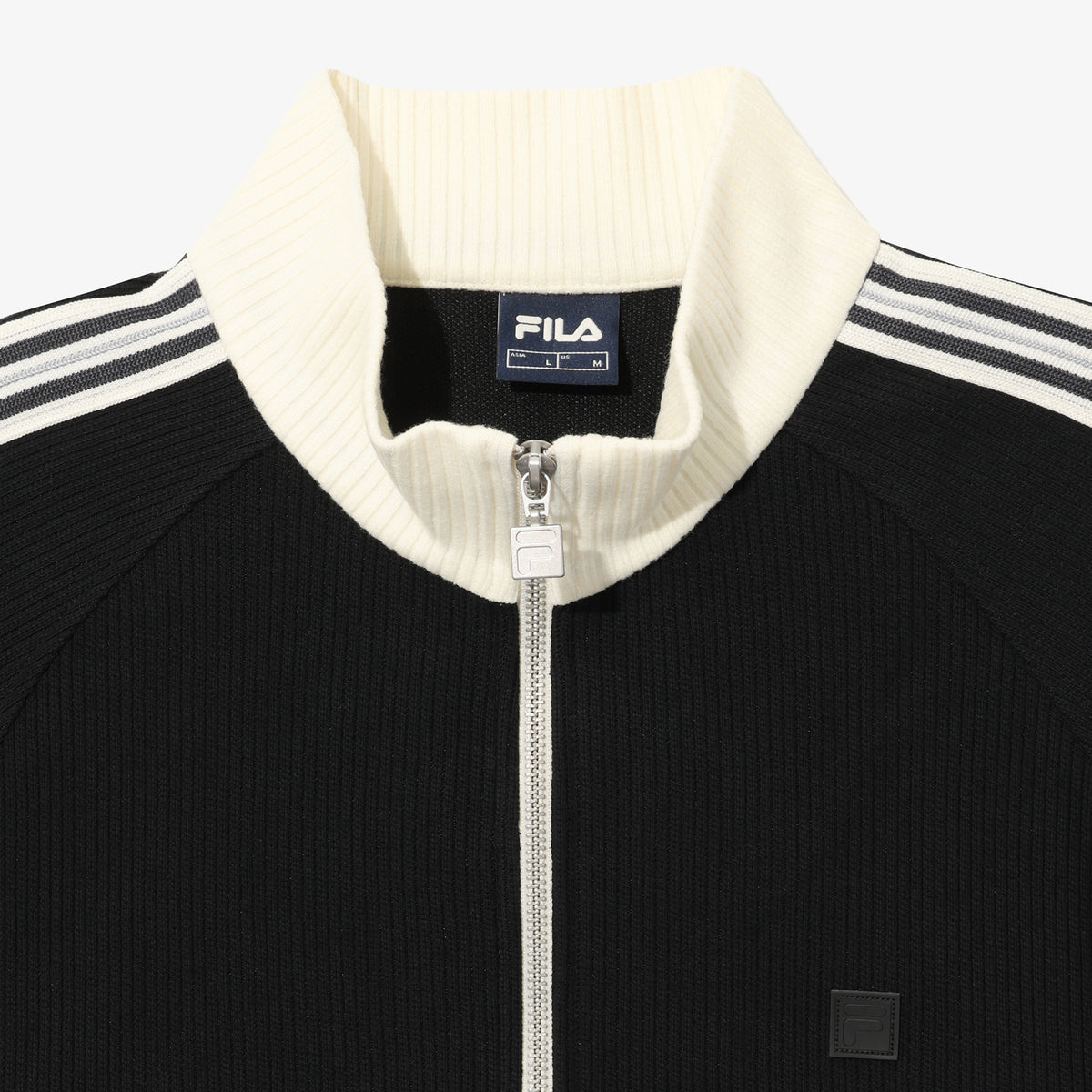 한눈에 완성되는 FILA 헤리티지 스타일