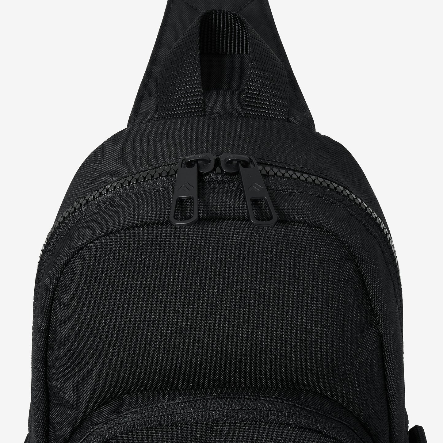 1100FS3BCH1320XBLK-03
