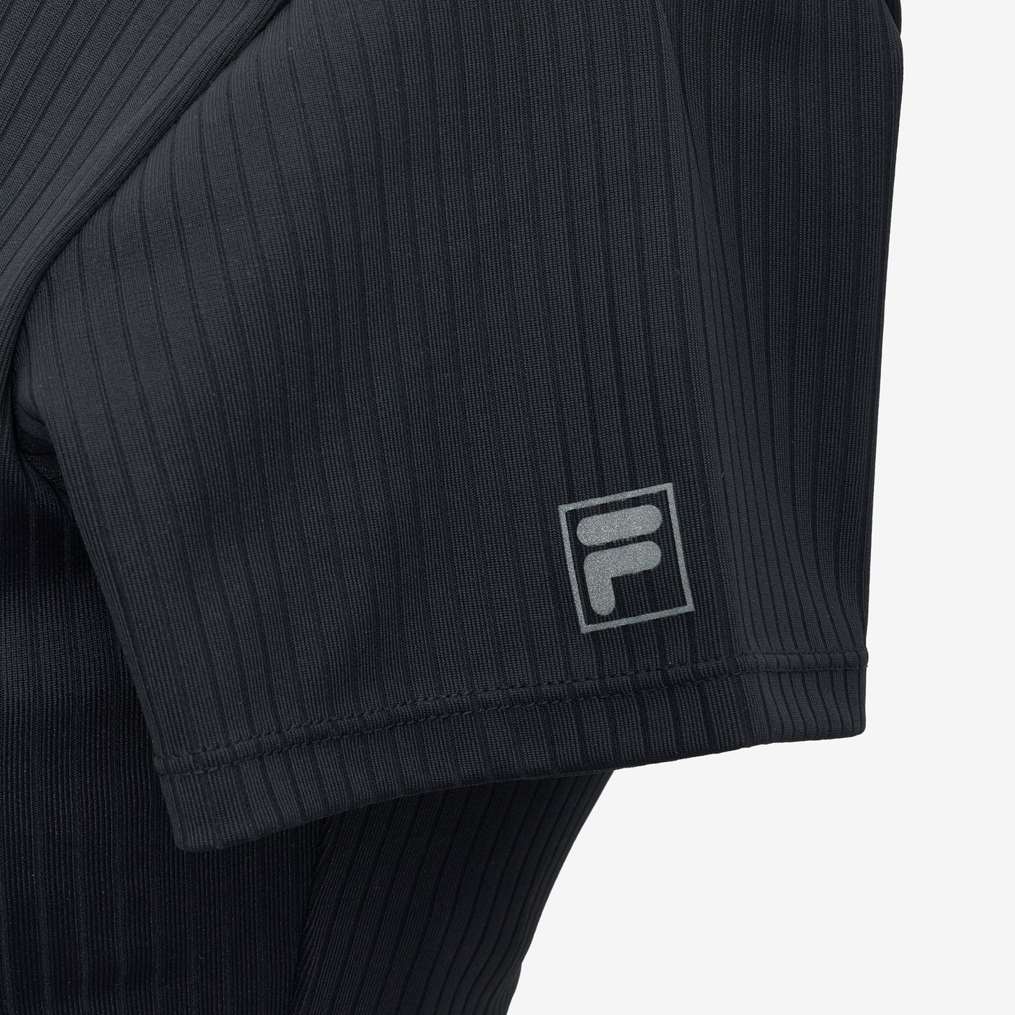 1100FS2ITH2253FBLK-04
