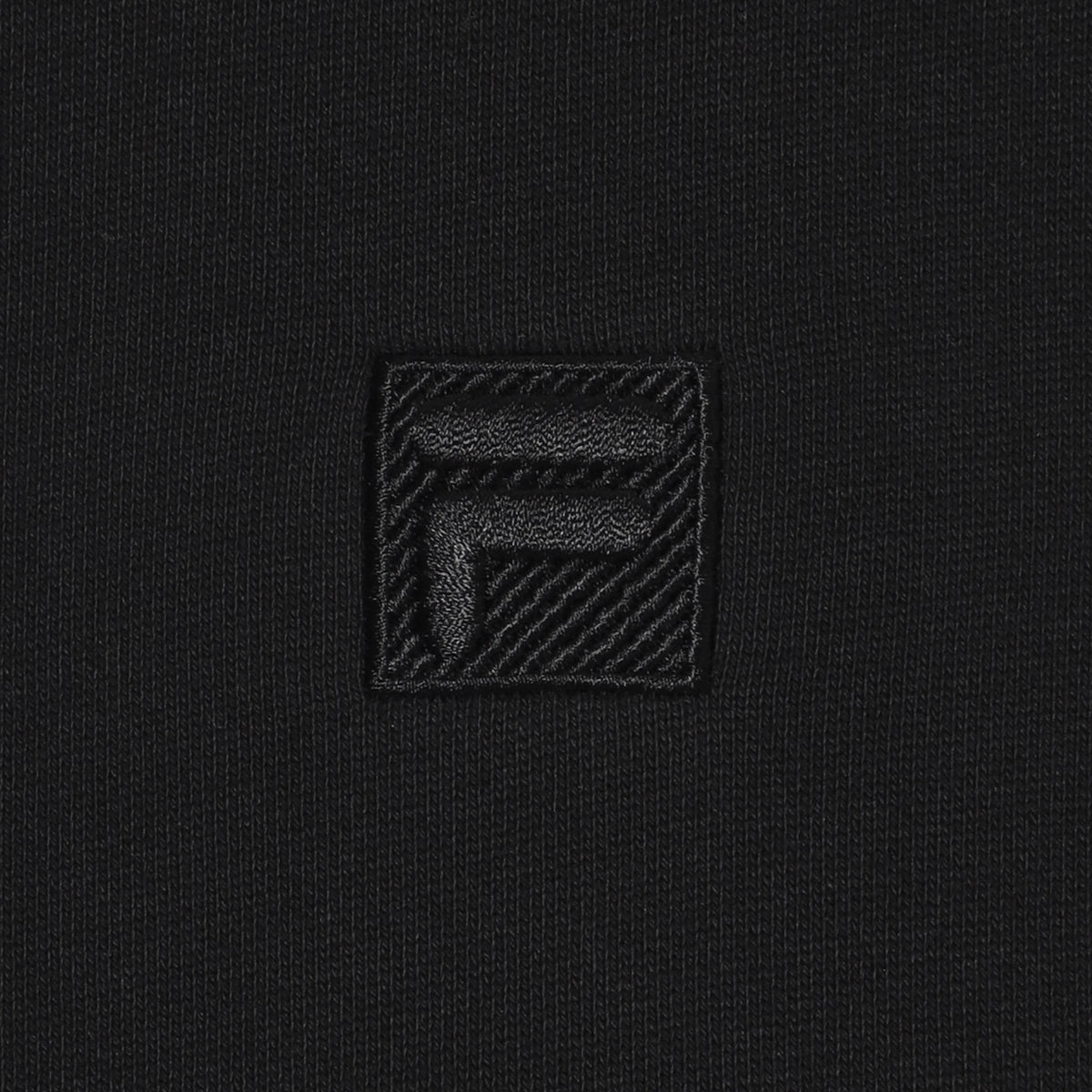 FILA 1911 그래픽 맨투맨 - 04