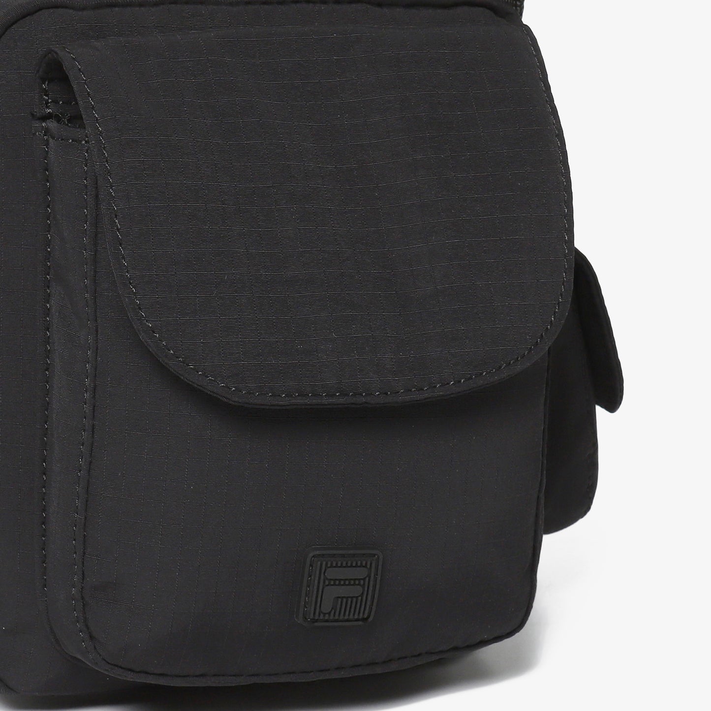1100FS3BCH2333XBLK-05