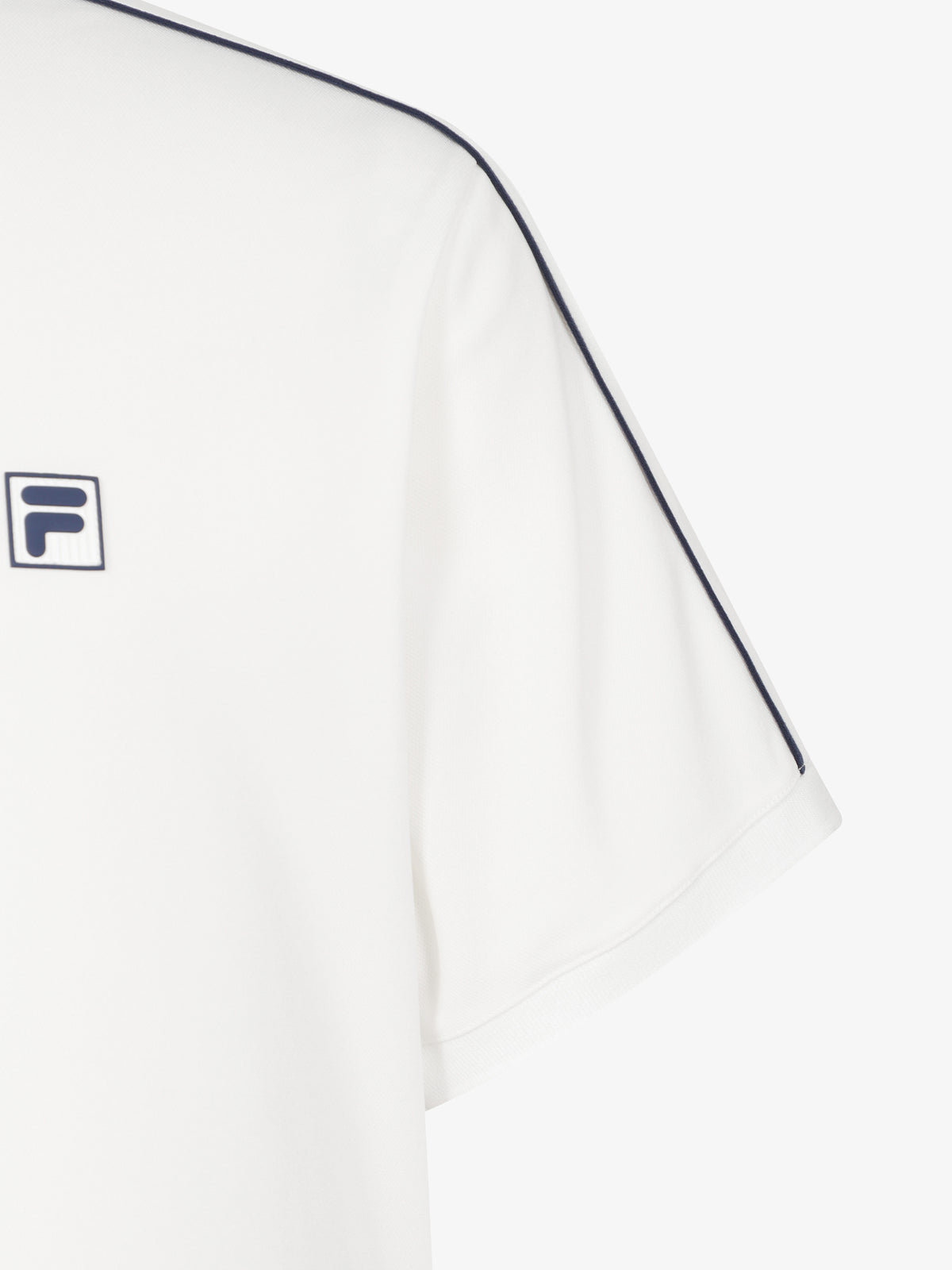 경쾌한 라인 배색 포인트