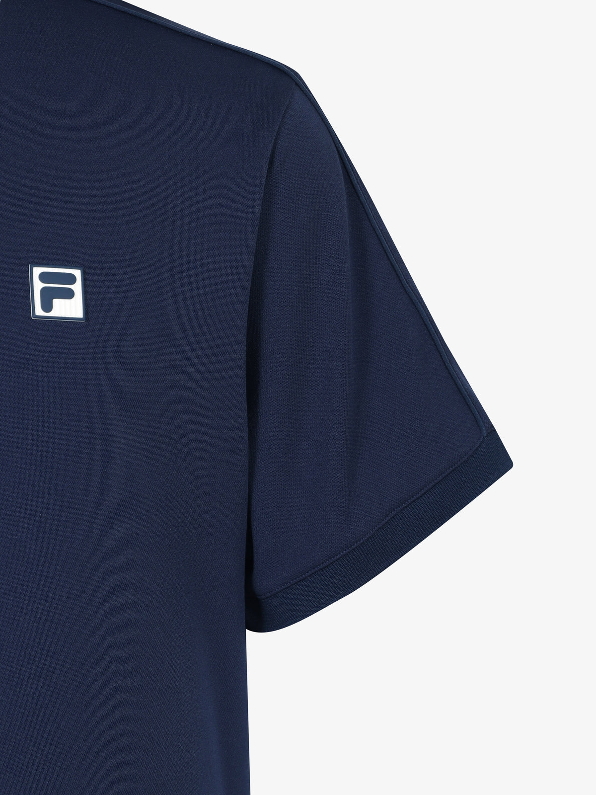 경쾌한 라인 배색 포인트