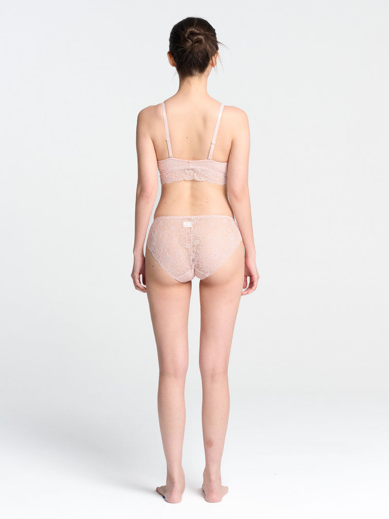 글로우 레이스 브라탑