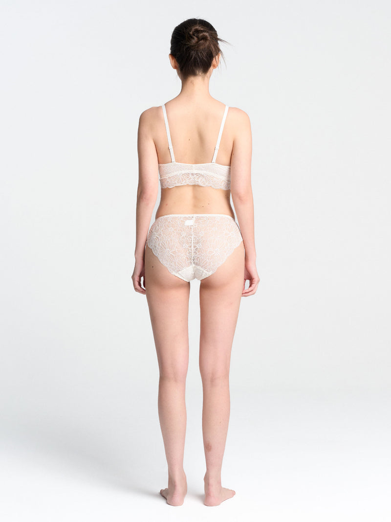 글로우 레이스 브라탑