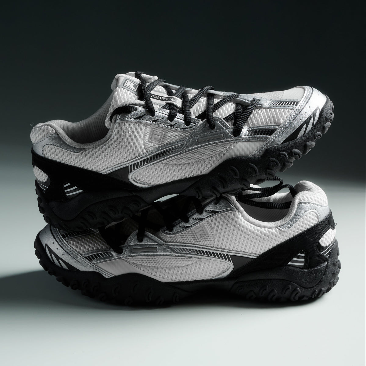 다양한 텍스처의 메쉬 디테일