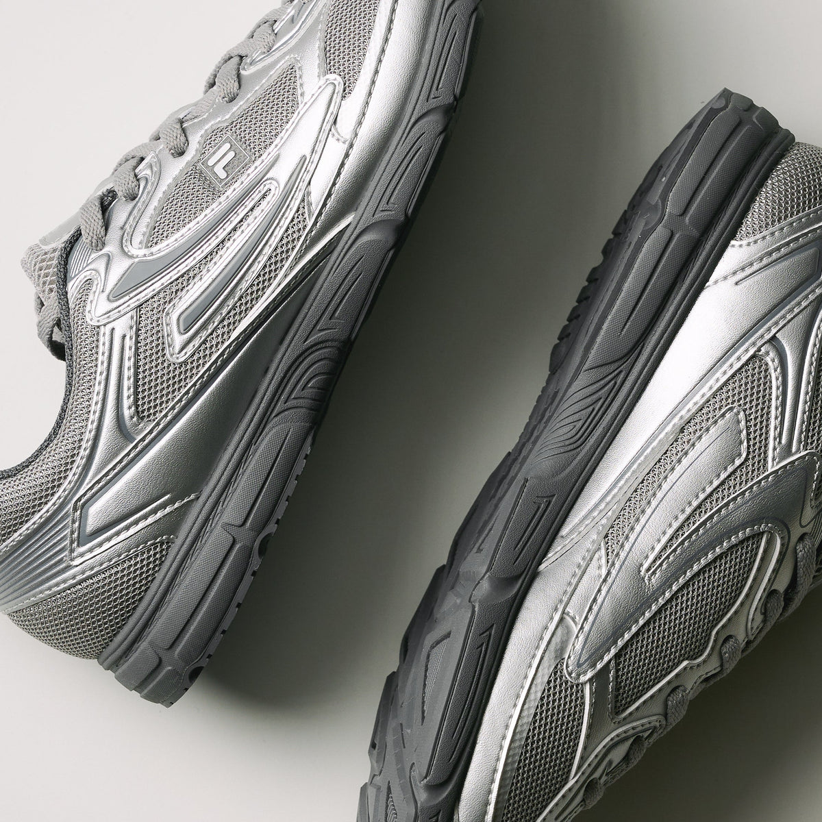 통기성이 우수한 메쉬 소재