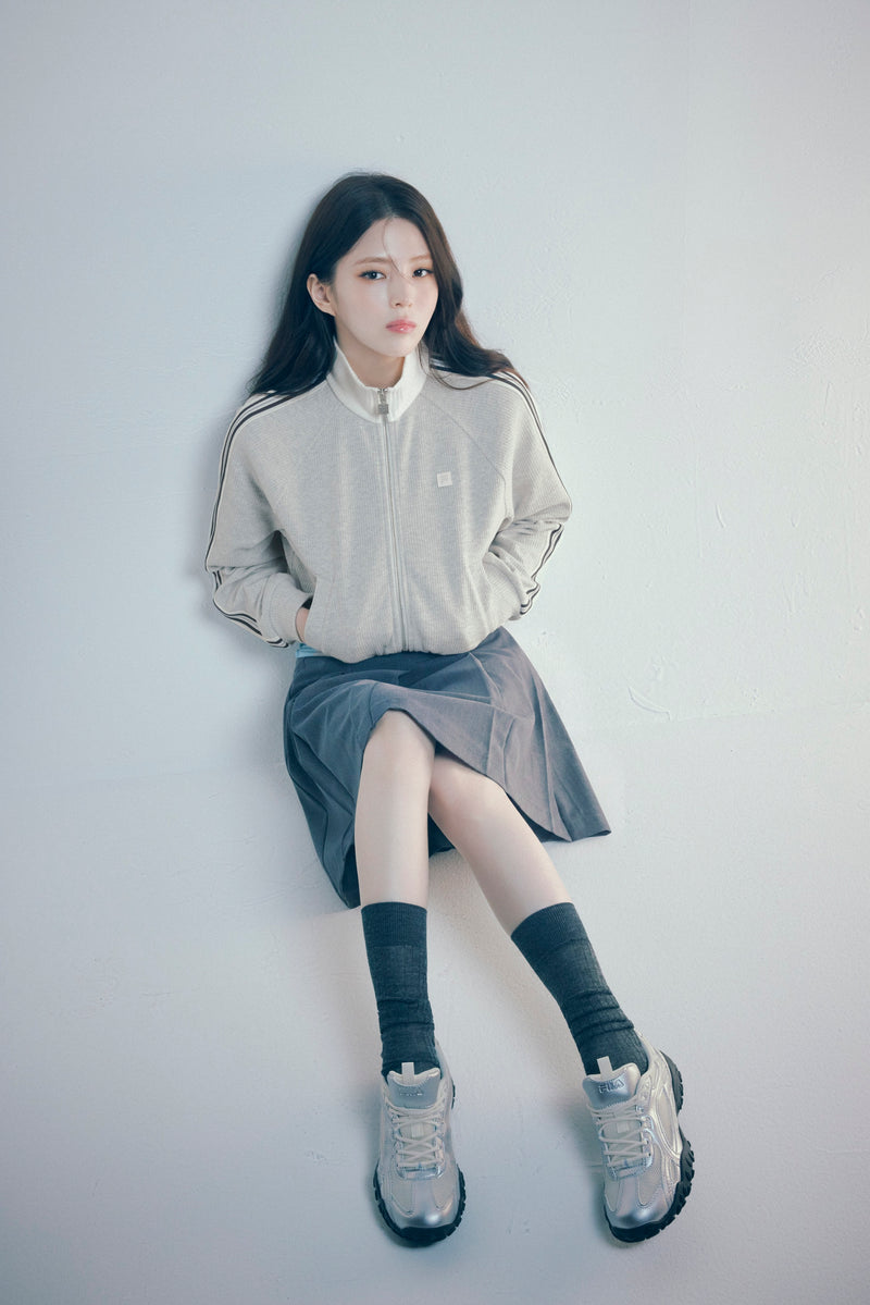 [한소희 착용] 휠라 에샤페 실버문
