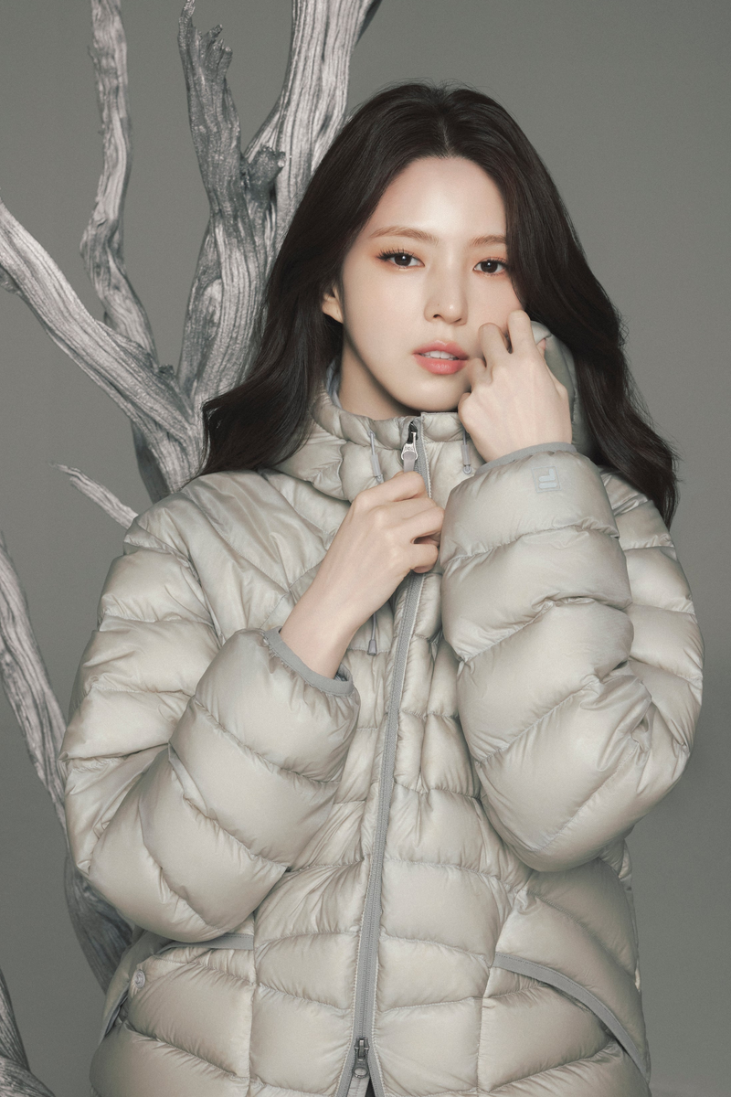 [한소희 착용] 에어플로우 후드 경량 다운