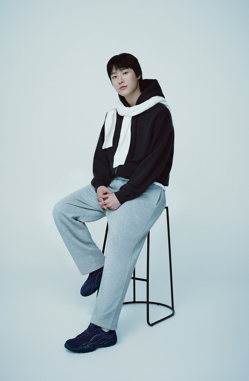 휠라 에샤페 LX 네이비
